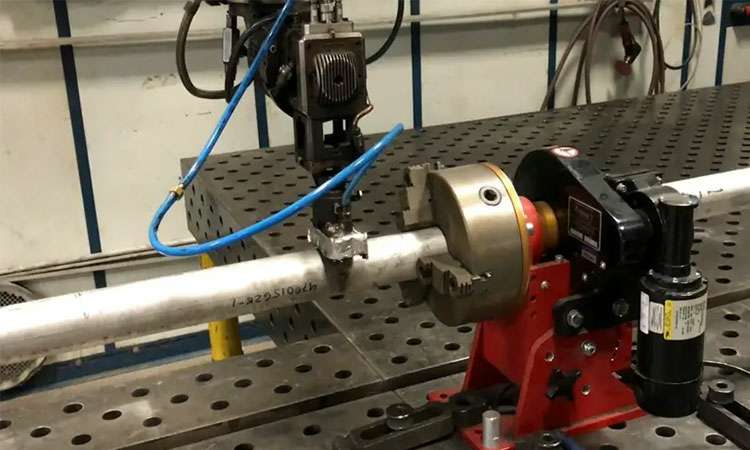 通过引进激光自动焊管技术控制成本,打开通向新市场的大门!-郑州宜晨电子竞技运营有限公司 通过引进激光自动焊管技术控制成本,打开通向新市场的大门!-郑州宜晨电子竞技运营有限公司
